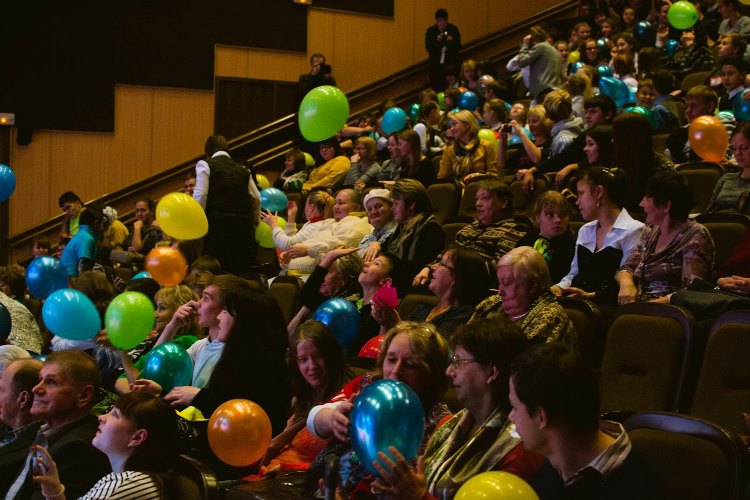 1 областной интегрированный фестиваль творчества "Стремление к солнцу"