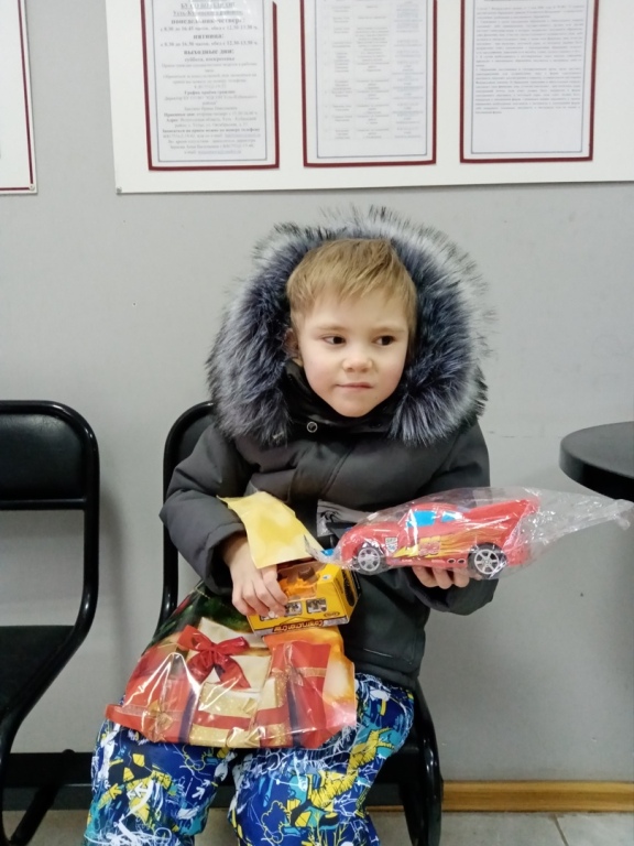 Новый год, Рождество — чудесные праздники, связанные с надеждами на лучшее в грядущем году, с ожиданием исполнения всех желаний