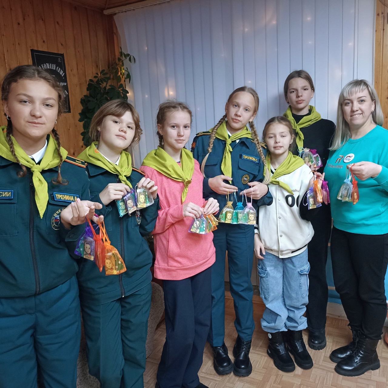 Даря тепло и благодарность