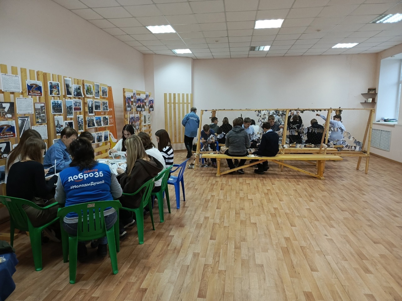 Мастер-классы по плетению маскировочных сетей, изготовлению окопных спичек.