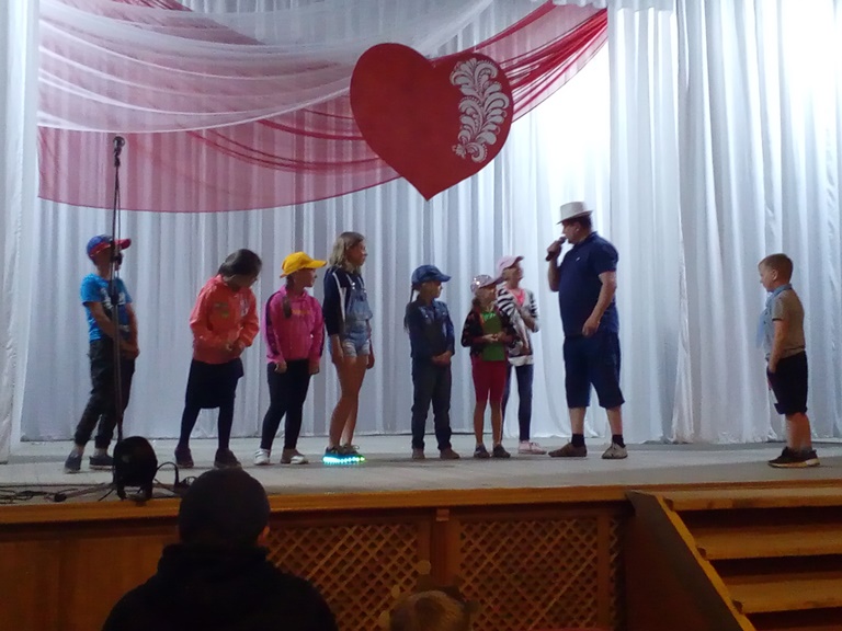 #День_театра