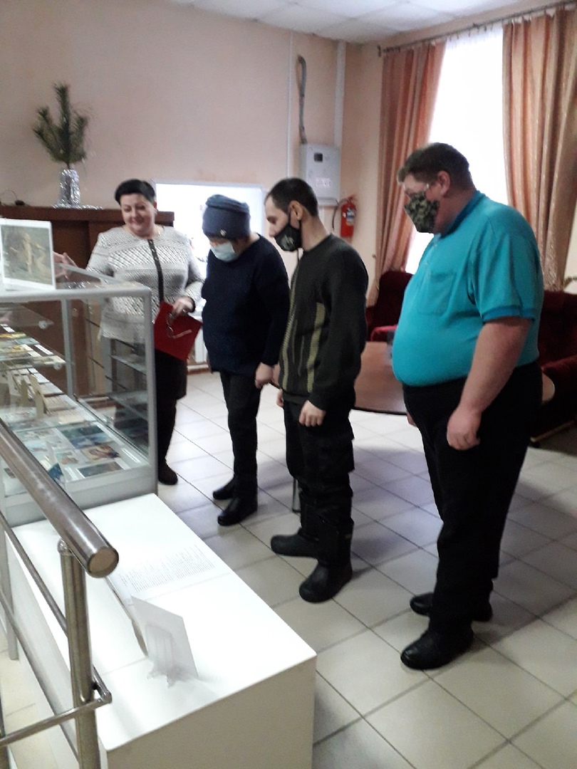 Выставка "Мир открыток"