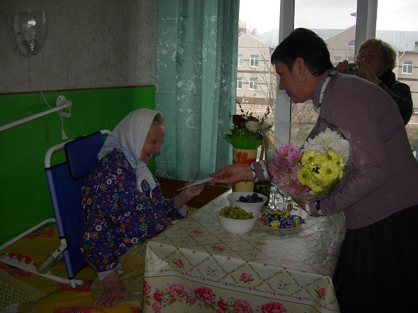 90-летний юбилей Наумовой Е.А.