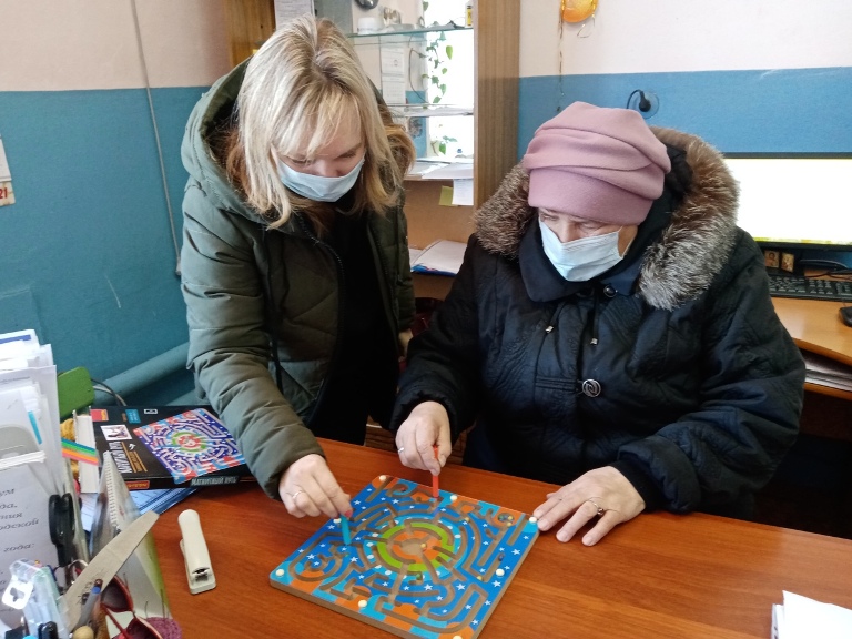 18 февраля 2021 года состоялся выезд мобильной бригады в д.Порохово Высоковского сельского поселения.