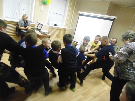 Праздничное мероприятие «Папа Может…»