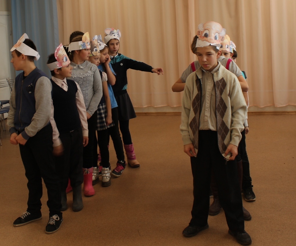 "Веселые старты по сказкам"