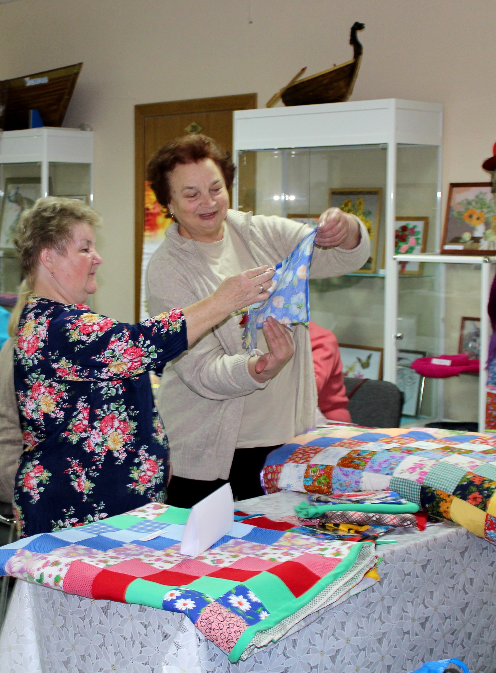 Ярмарка  "50+ Старшему поколению внимание и заботу"