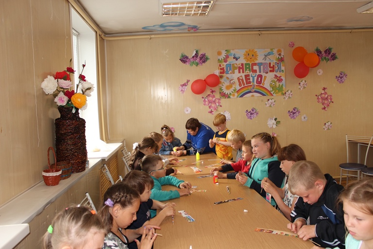 #Добровольцы_детям