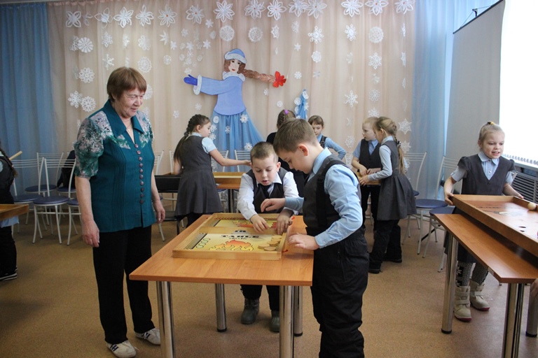 Работа с новыми настольными играми