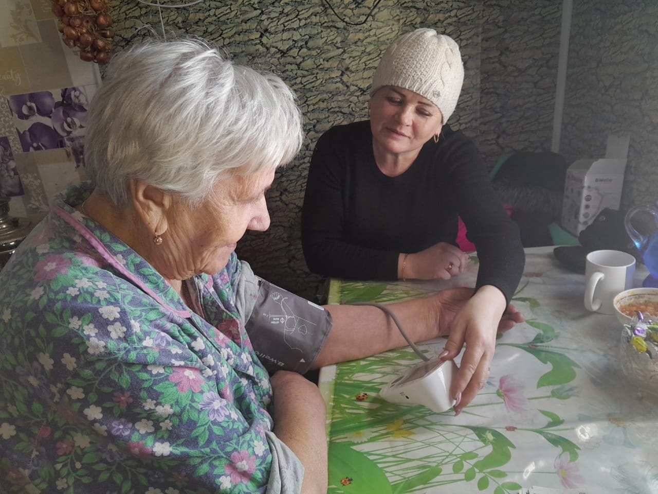 Тонометры в помощь