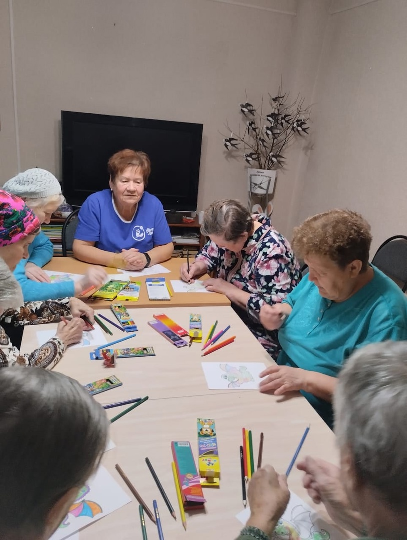 Занятия по суставной гимнастике и творческой деятельности