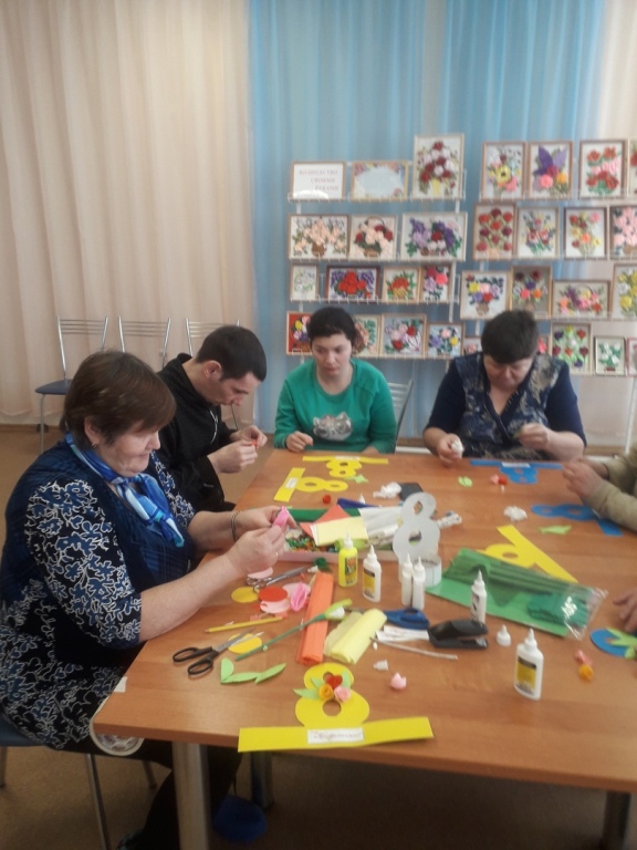 «Вам, милые женщины!»