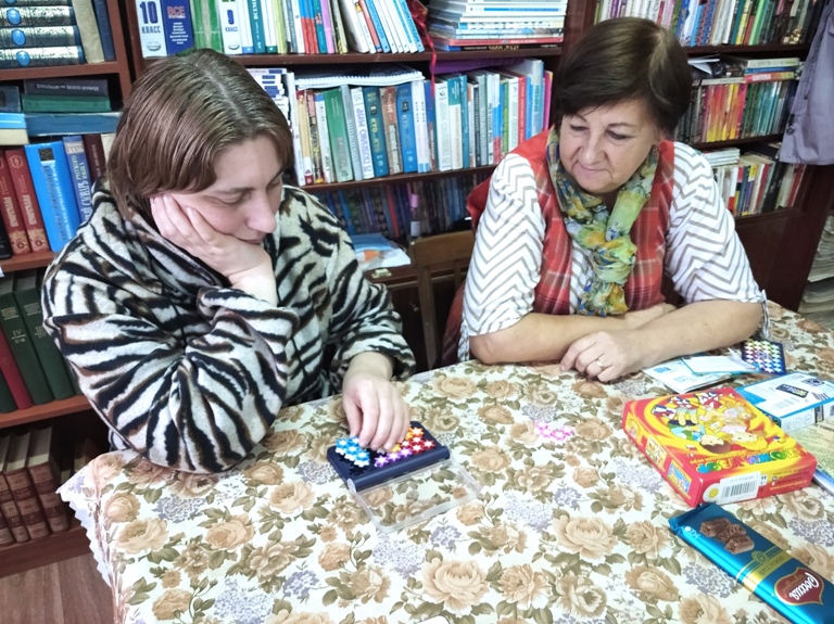 В рамках проекта «Сделай шаг, а мы поможем» проводятся занятия по технике М.Монтессори