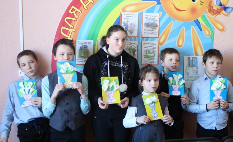 Готовимся к празднику 8 марта.