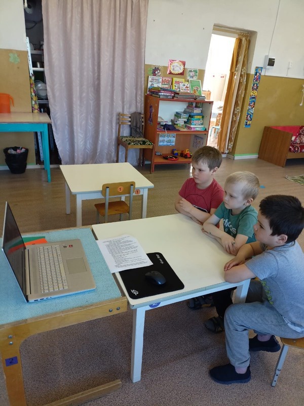 Приближается великий праздник День Победы, который отмечает каждый год 9 мая вся наша страна.